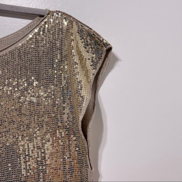 Alice + Olivia Gold Sequin Shift Dress Size M Back Keyhole. - Picture 9 of 12
